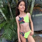 Bikini juvenil con faralado en top y panty