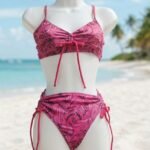 Bikini talle alto con ruche y sostén de copa